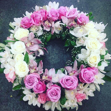 Round Funeral or Remembrance Wreath